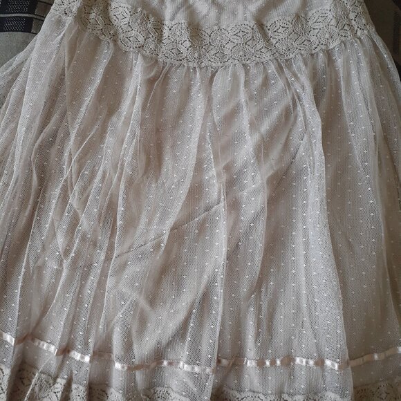 Apt.9 Skirt beige laced size S - Picture 3 of 3